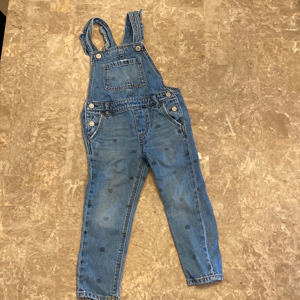 Good used condition size 3t overalls